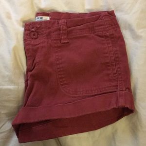 Heritage 81 Red Shorts 25
